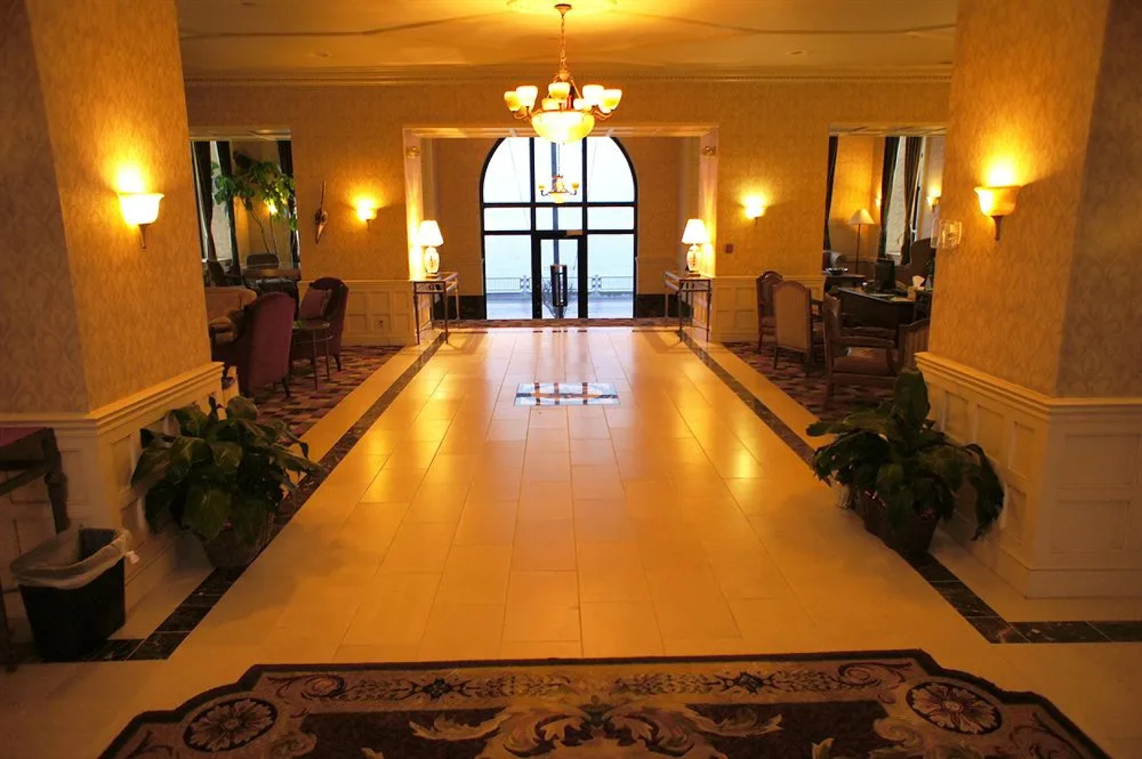 Roberts Riverwalk Hotel Detroit
