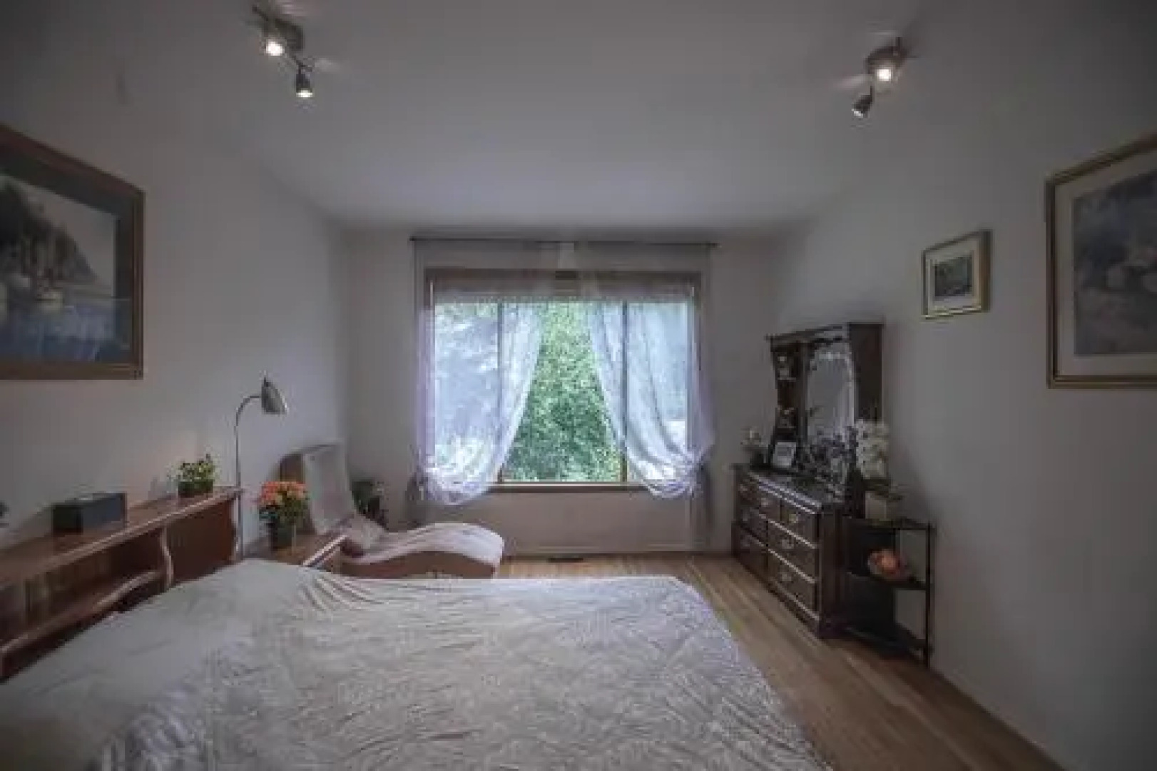 Whytecliff Park place near ocean