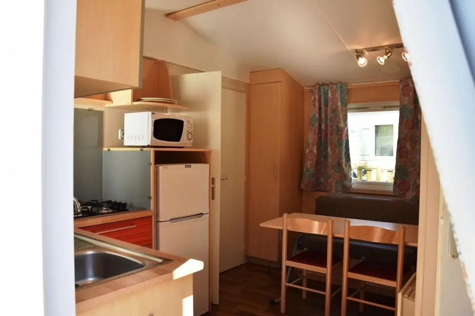 Camping Et Village Vacances La Cheneraie