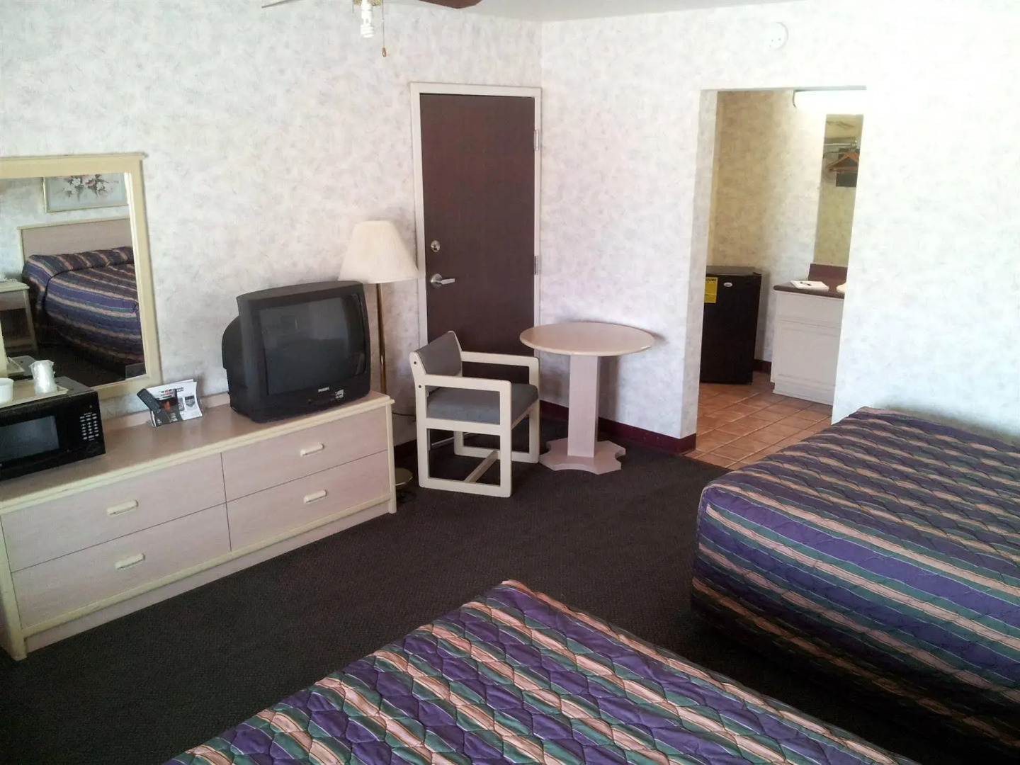 Sun Valley Inn & Suites