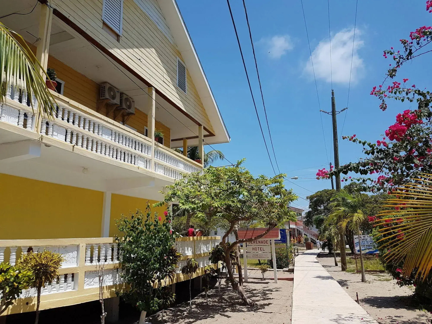 Serenade Hotel