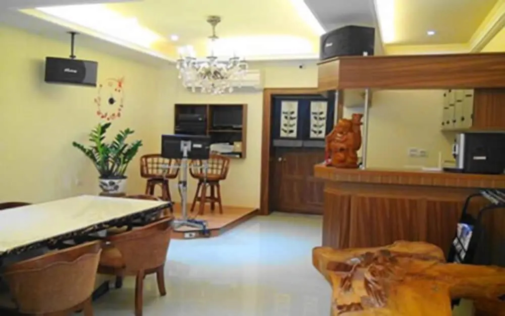 Happy Owner Homestay