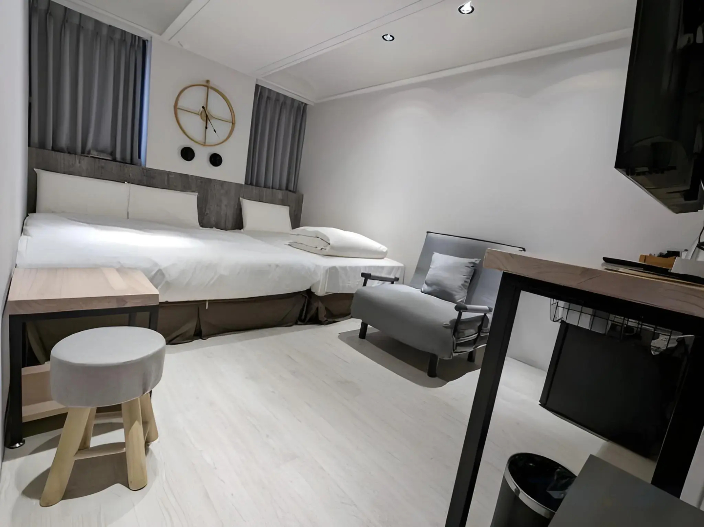 Yes Home Hotel