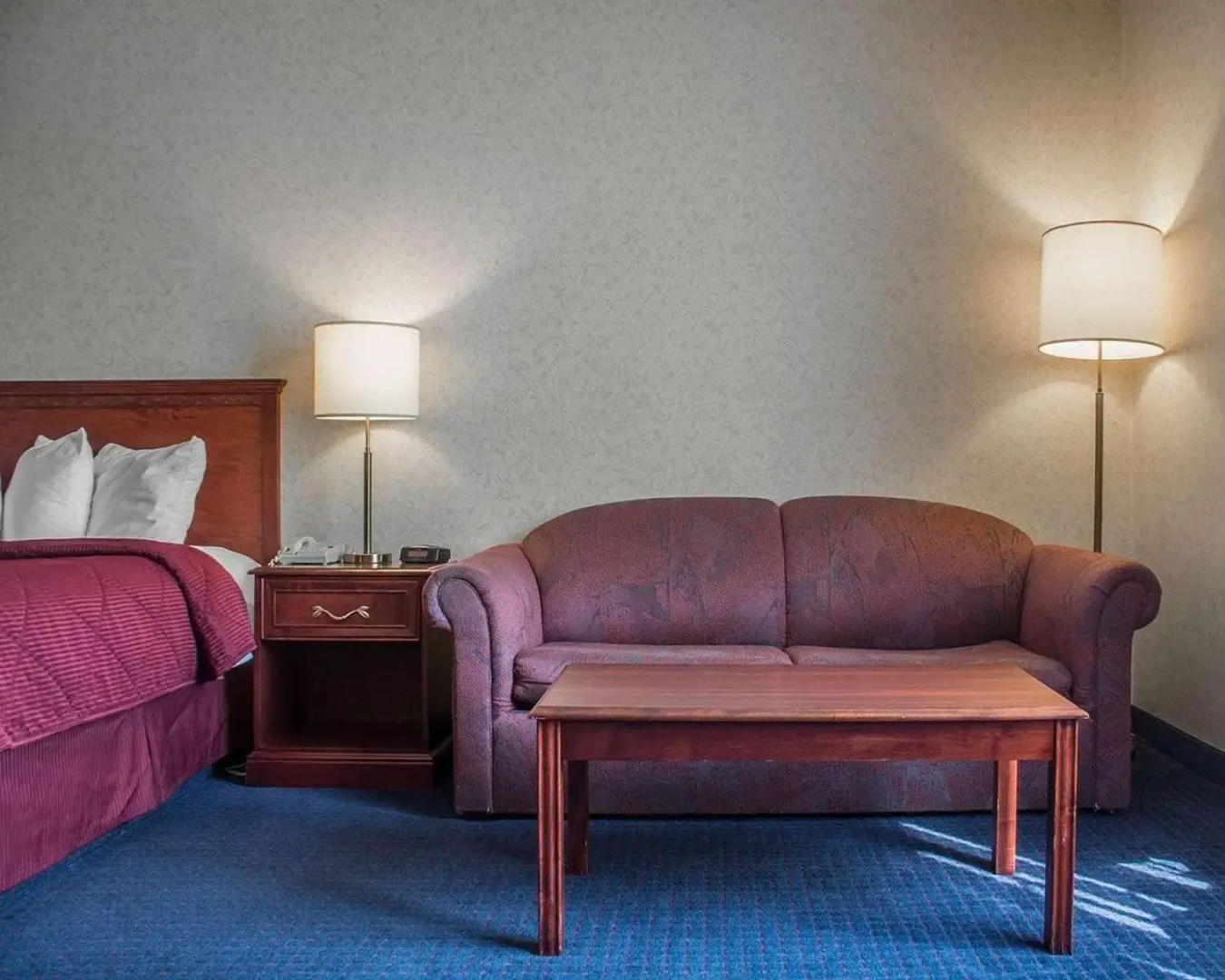 Quality Hotel & Suites