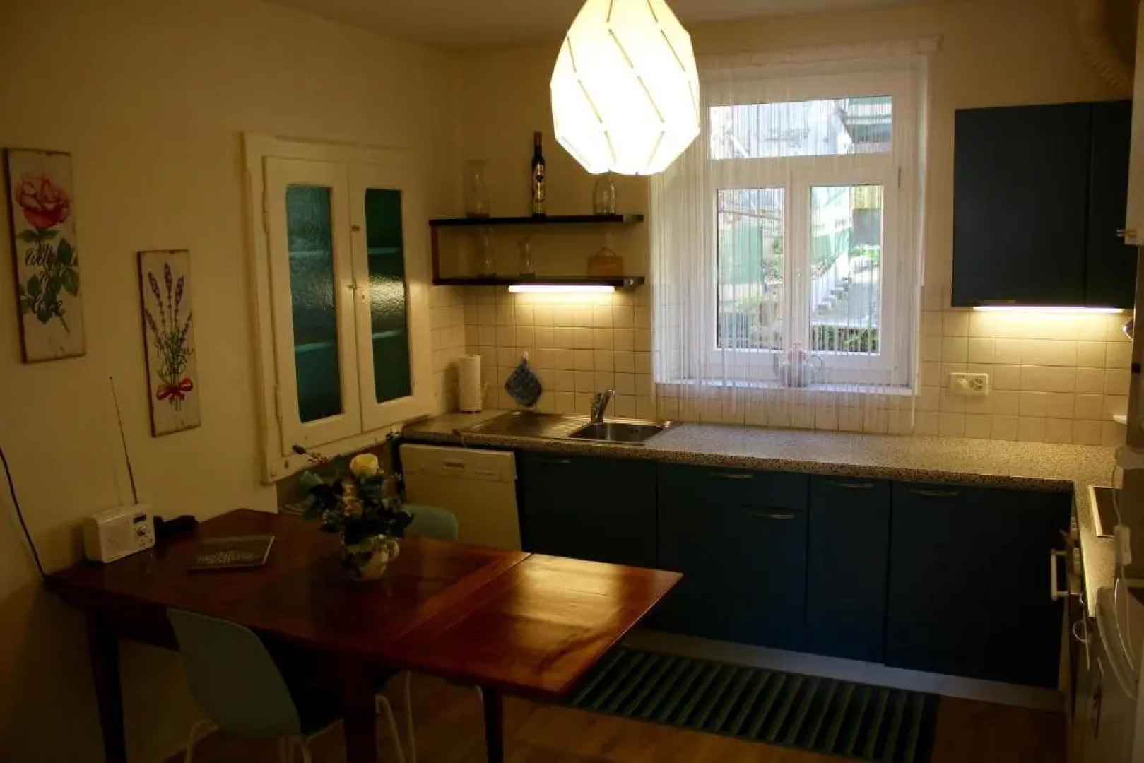 1912 - Apartment - old town