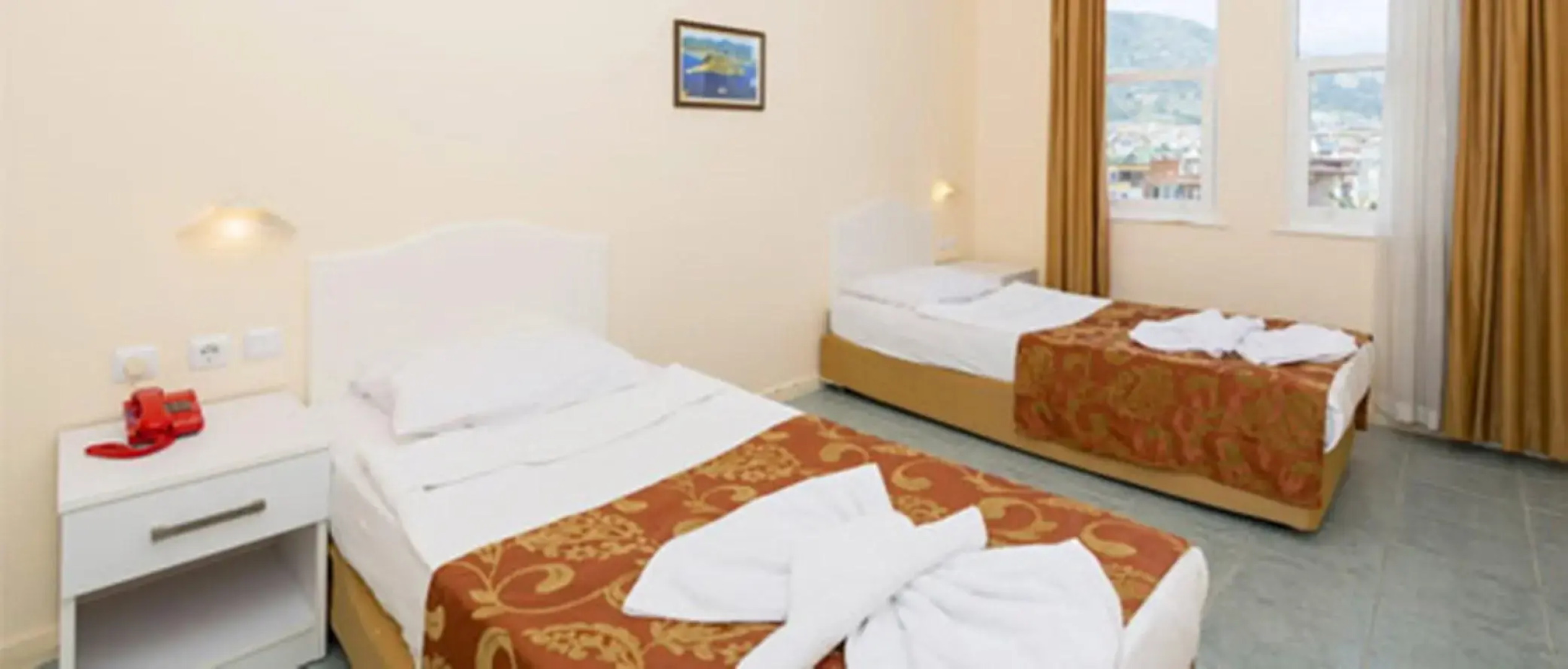 Kleopatra South Star Apart