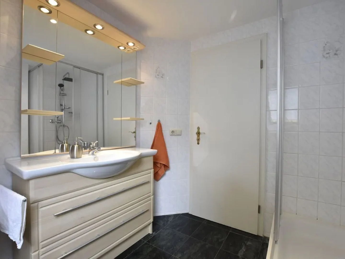 Beautiful Apartment in Gerdshagen with Barbecue