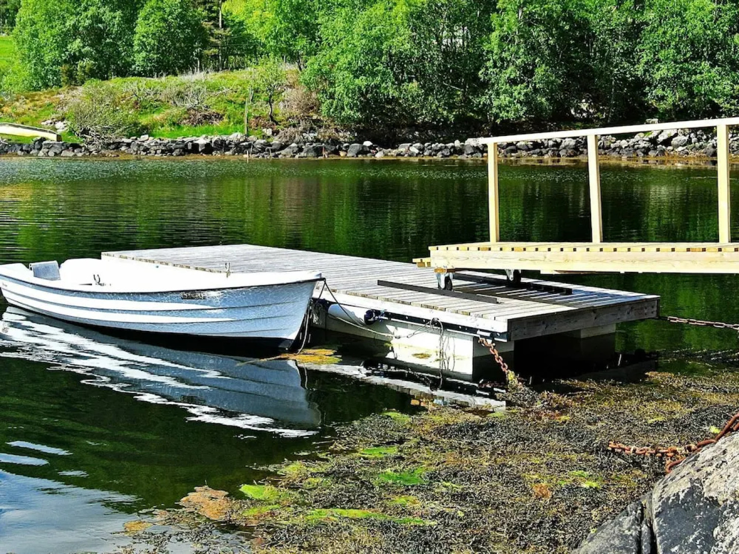 8 Person Holiday Home in Stadlandet