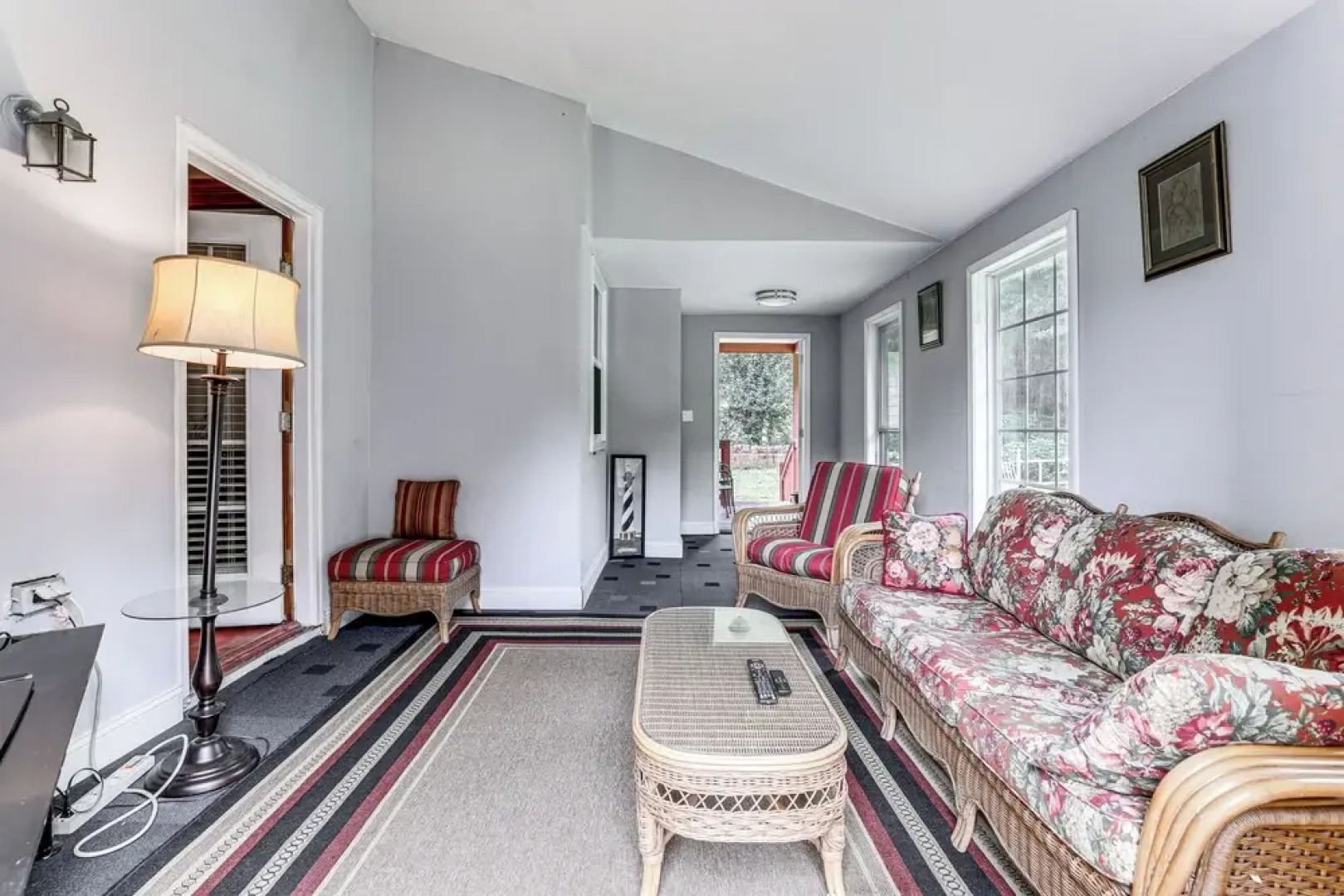 Pet-friendly House w/ Deck in Lawrenceville