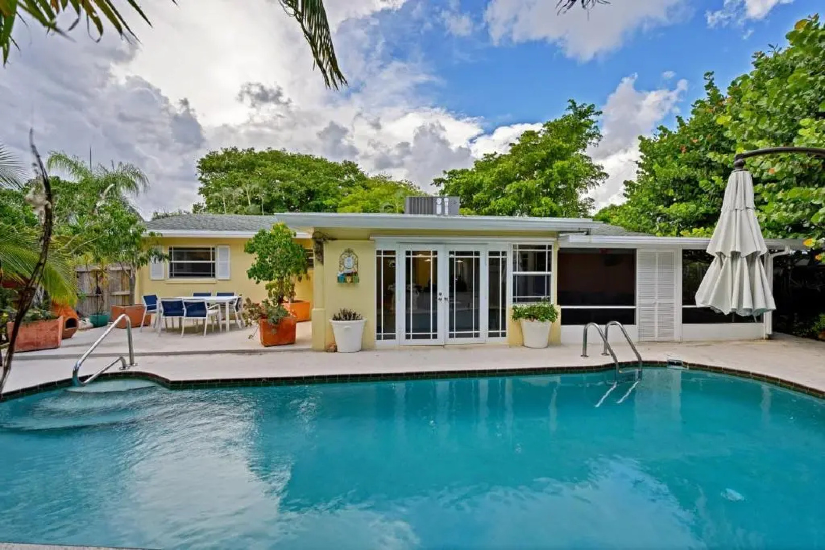 Cinderella's Beach Cottage