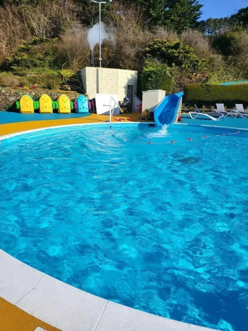 Exotic 3-bed Caravan at Newquay Holiday Park