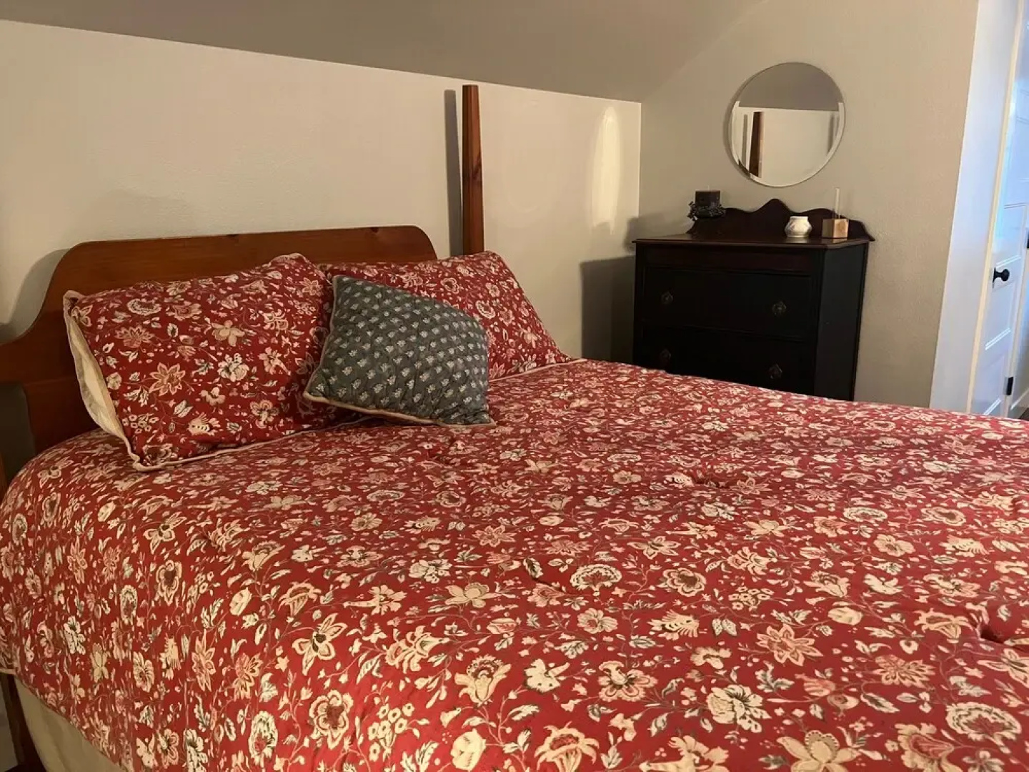 Snowgoose Pond Bed & Breakfast
