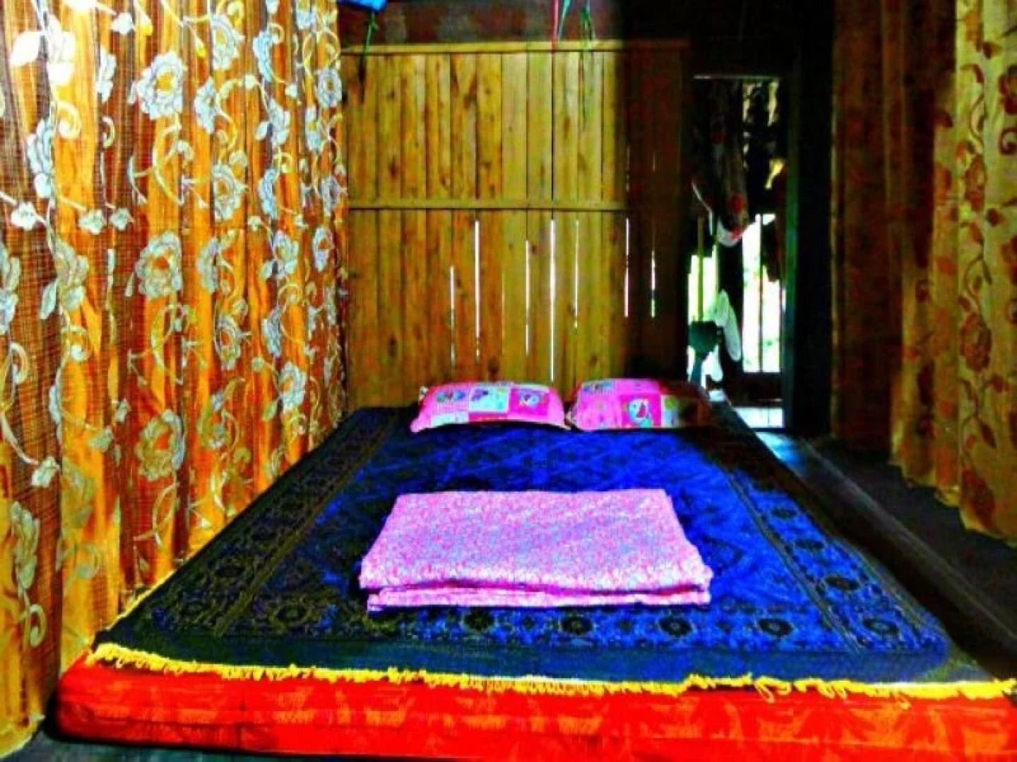 Thon Tha Tay Stilt House