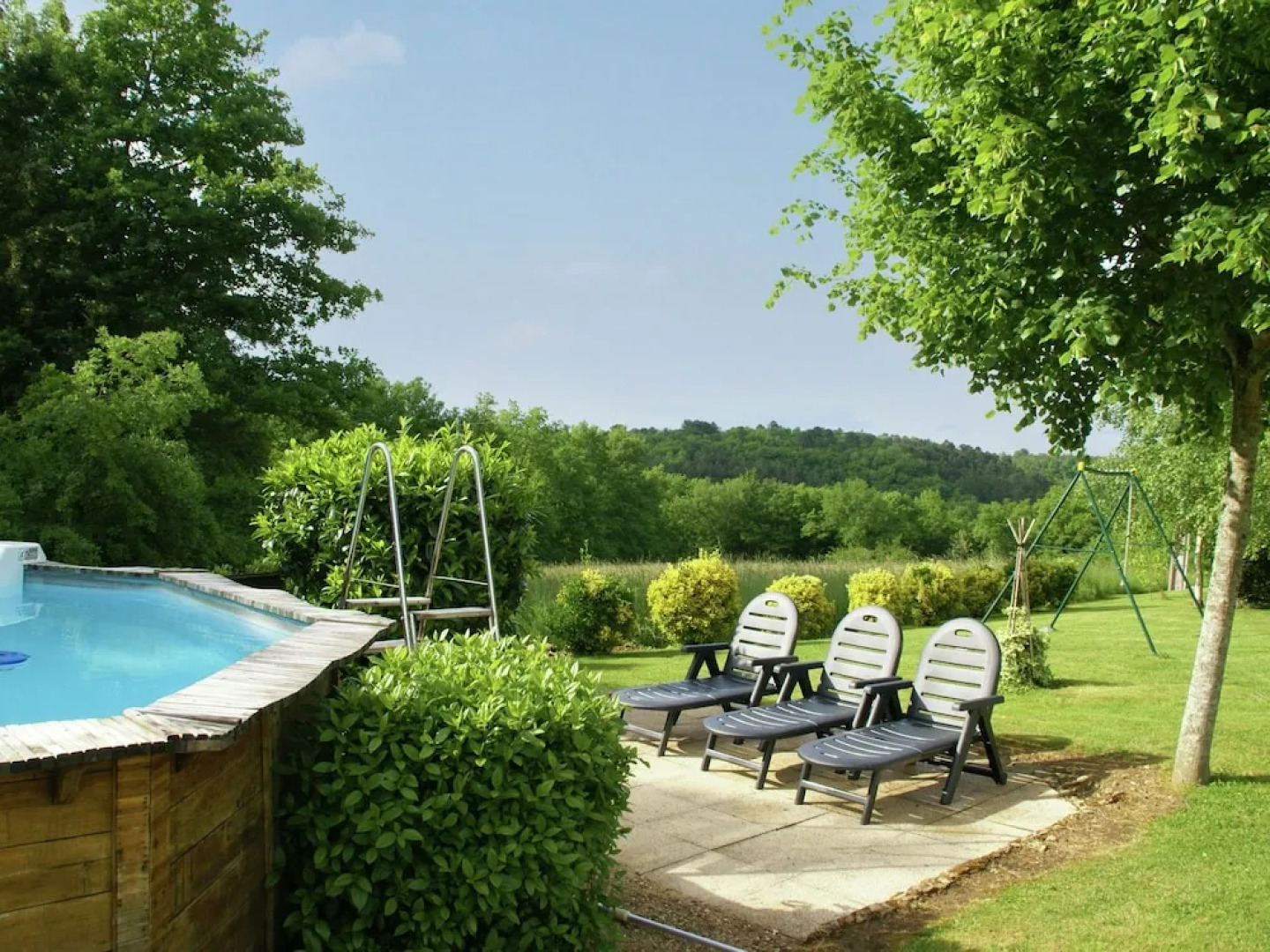 Tastefully Decorated House in Quiet Surroundings of Manzac-sur-vern