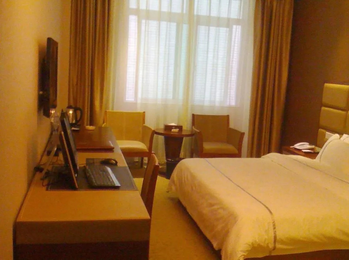 帝濠大酒店(河源亚洲第一喷泉店)