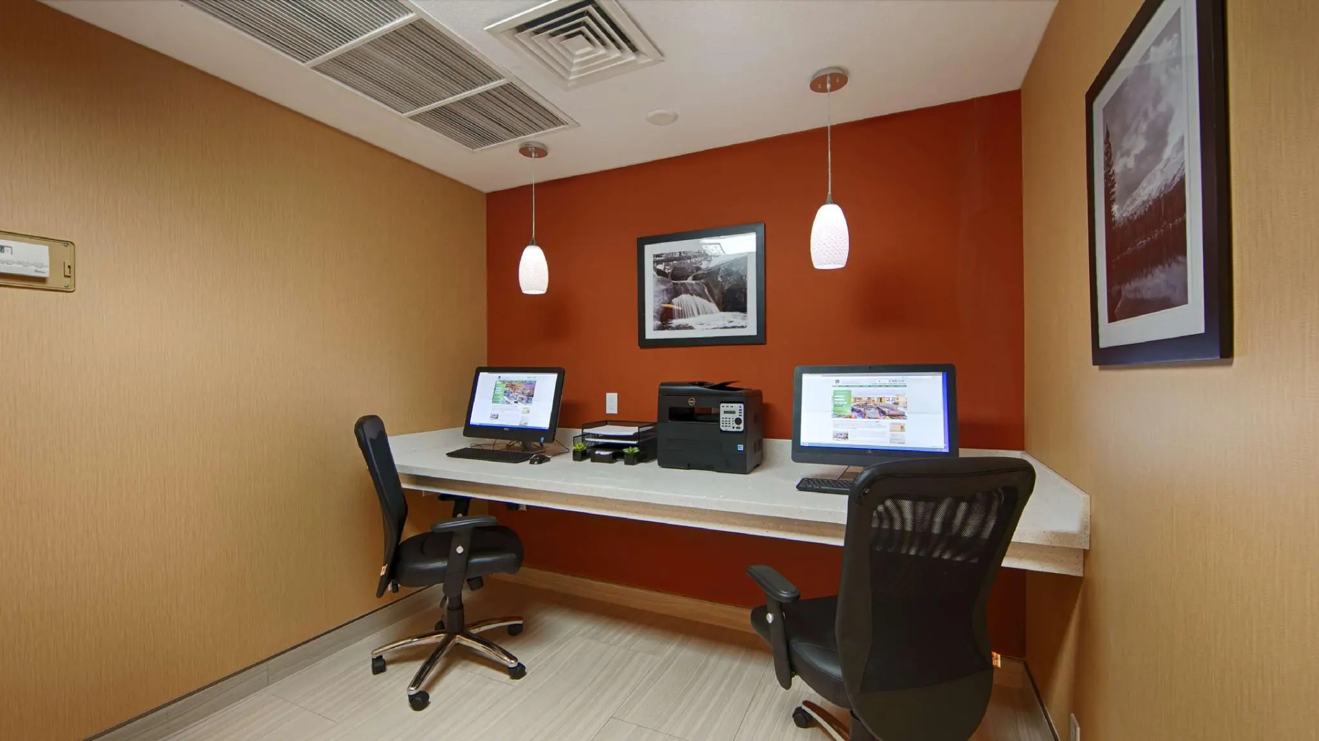 Best Western Plus Fresno Airport Hotel