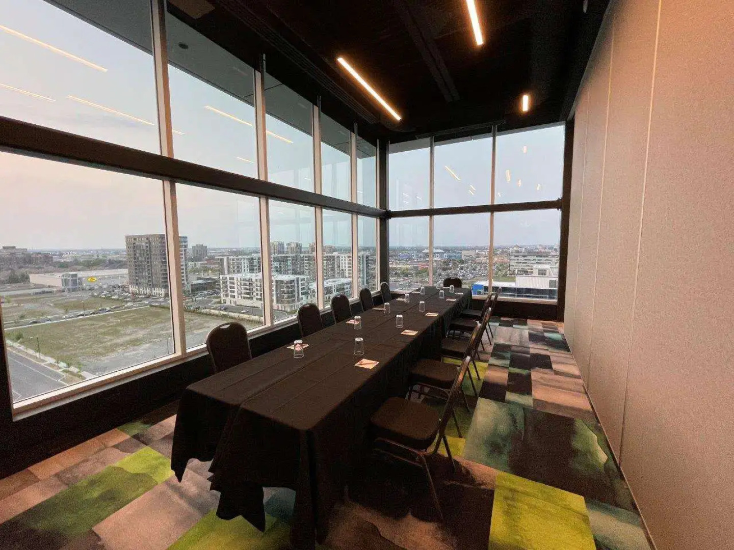 Grand Times Hotel Laval - Centropolis