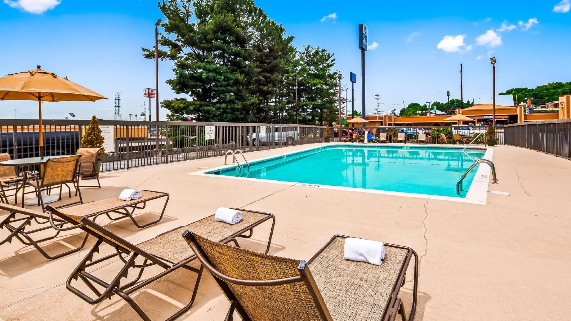 Best Western Thunderbird Motel