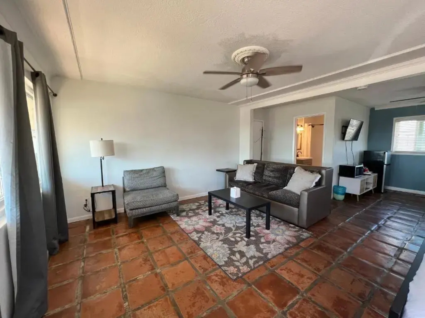 The Sand Castle Inn And Suites