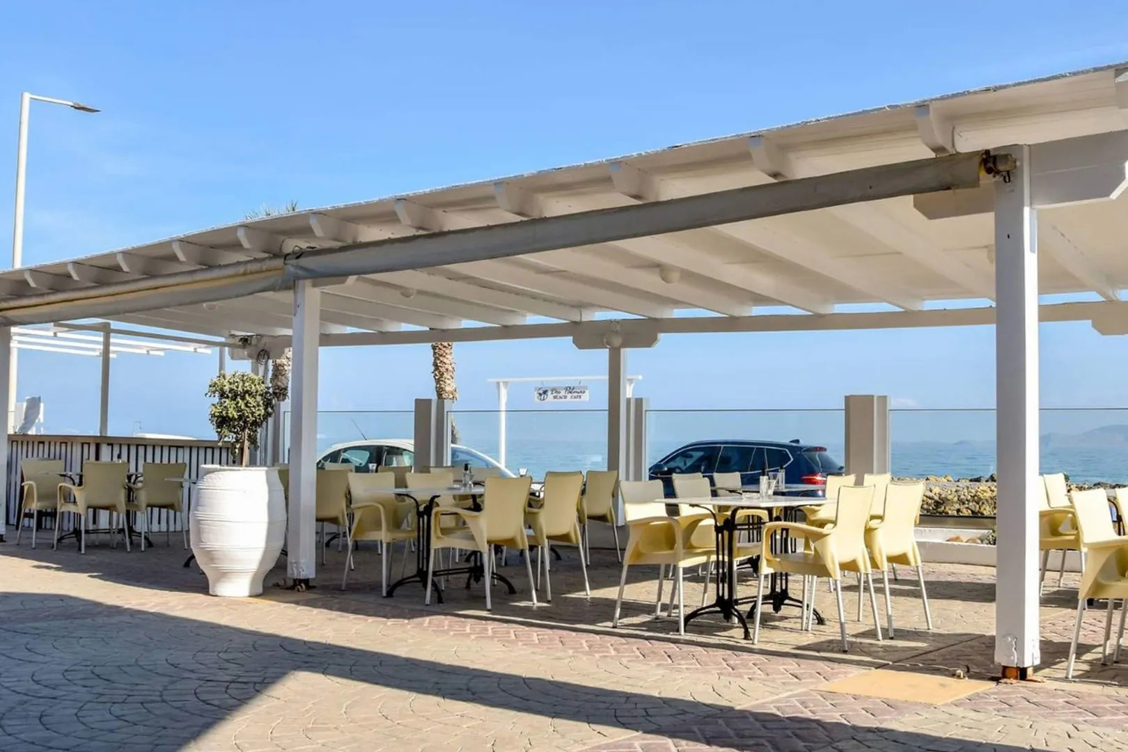 Yria Beach Hotel
