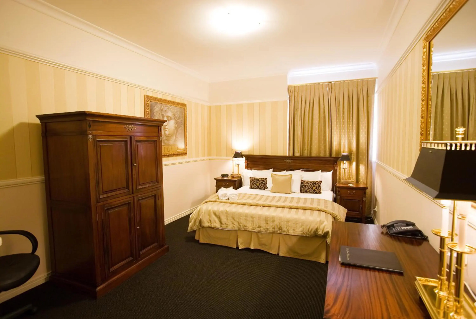 Redearth Hotel