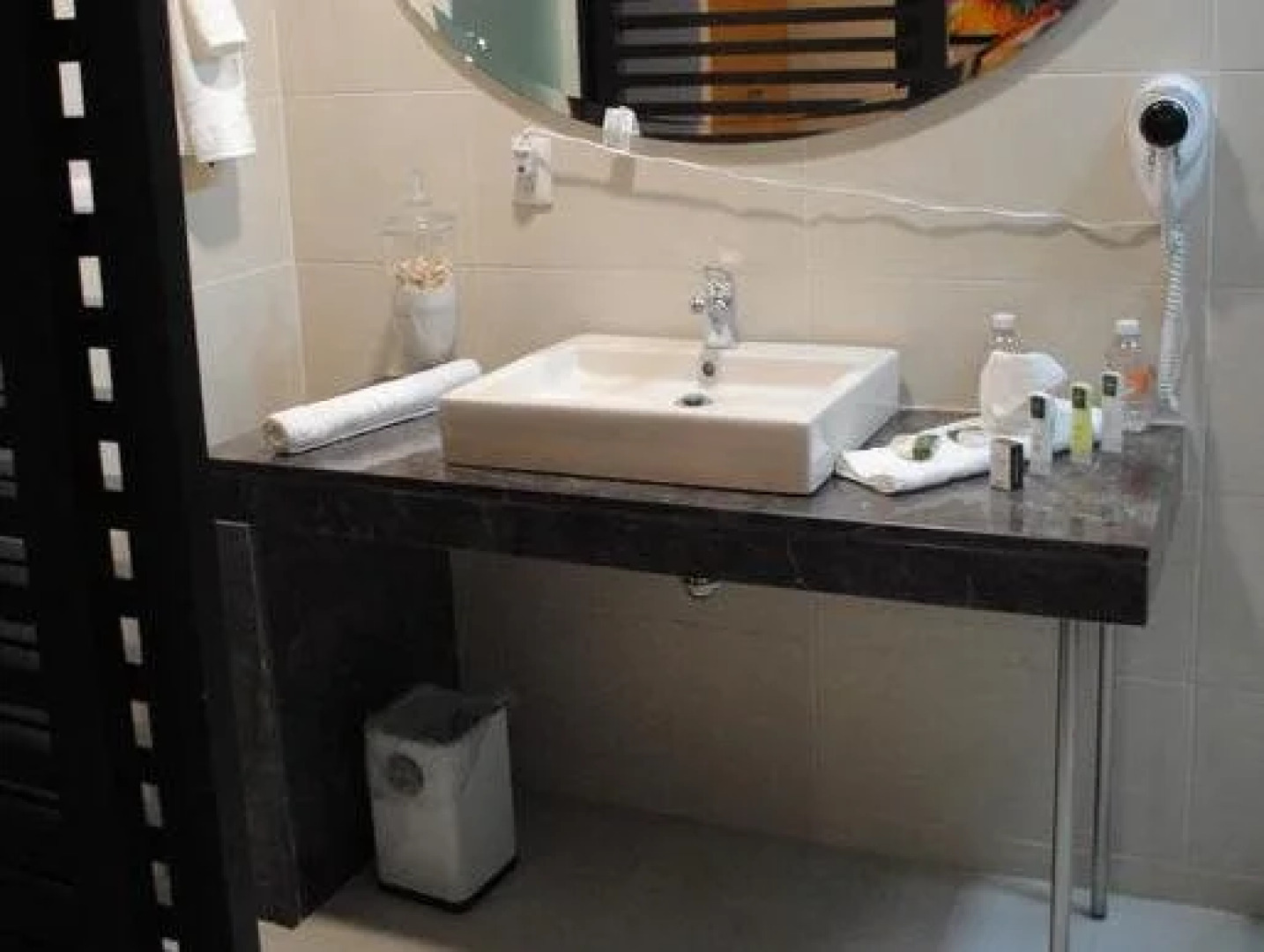 Hotel Centinela Grand
