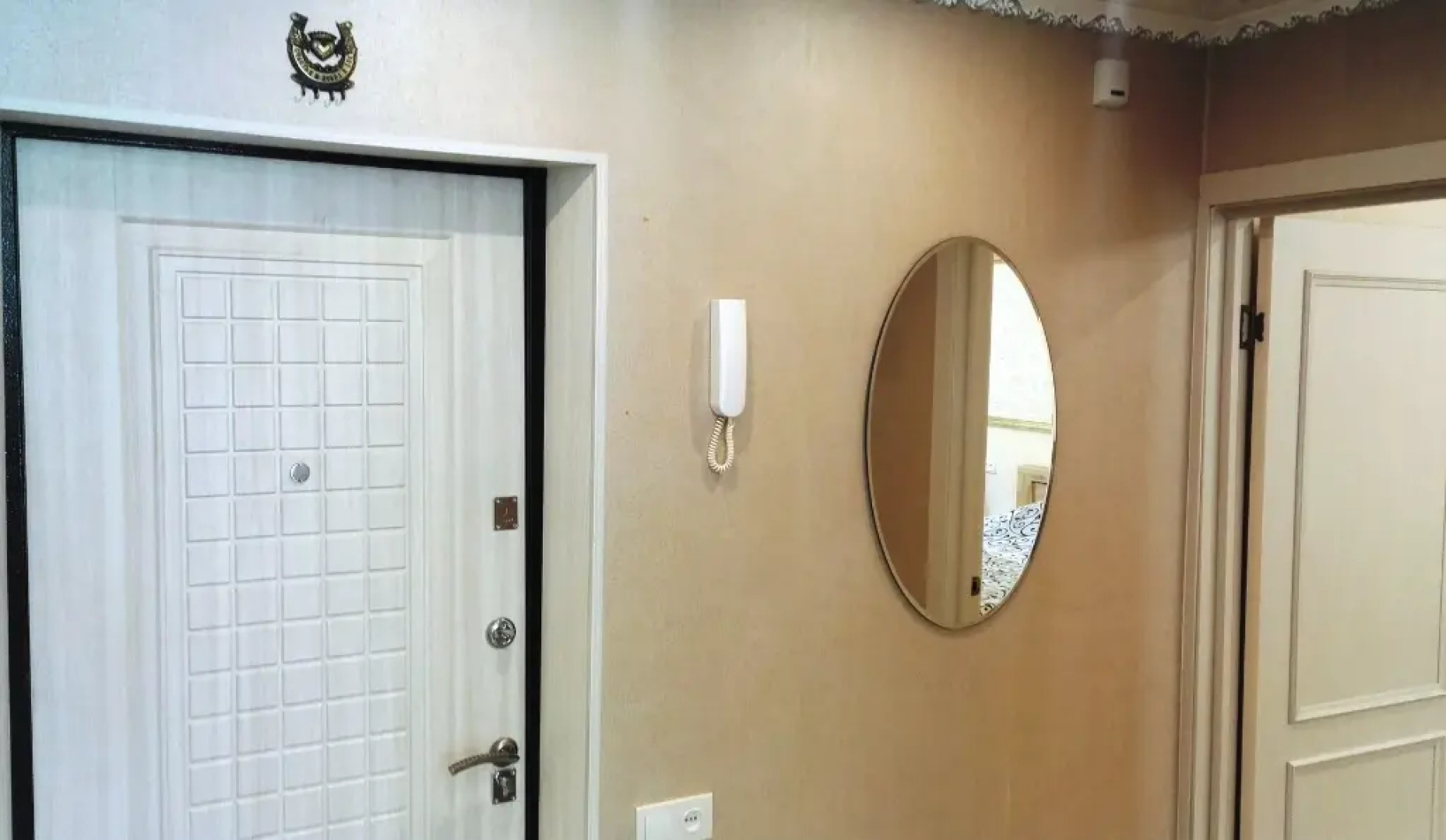 Апартаменты на проспекте 50 лет Октября 4/1