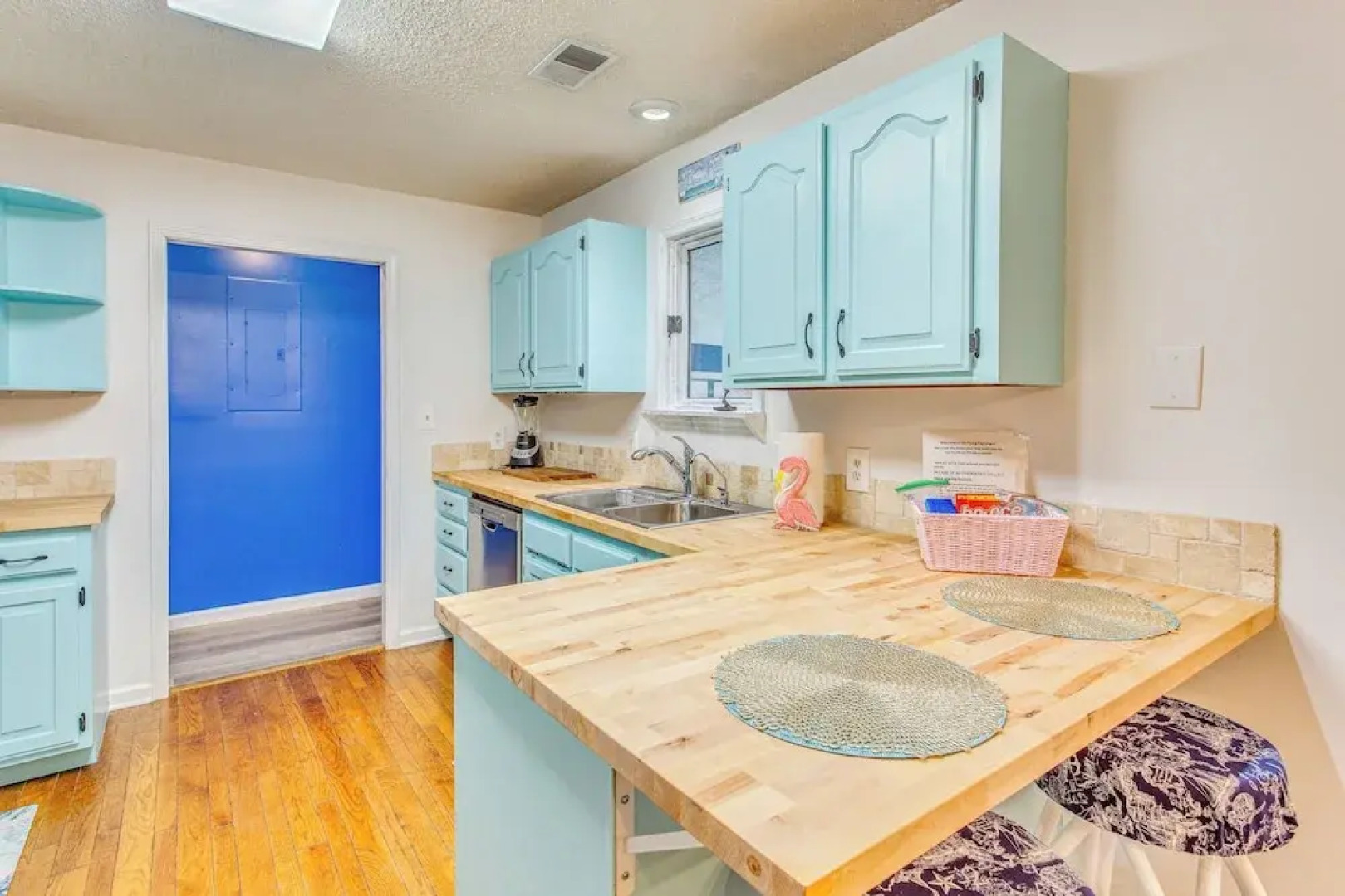 3 Mi to Ocean: Home w/ Deck in Little River!