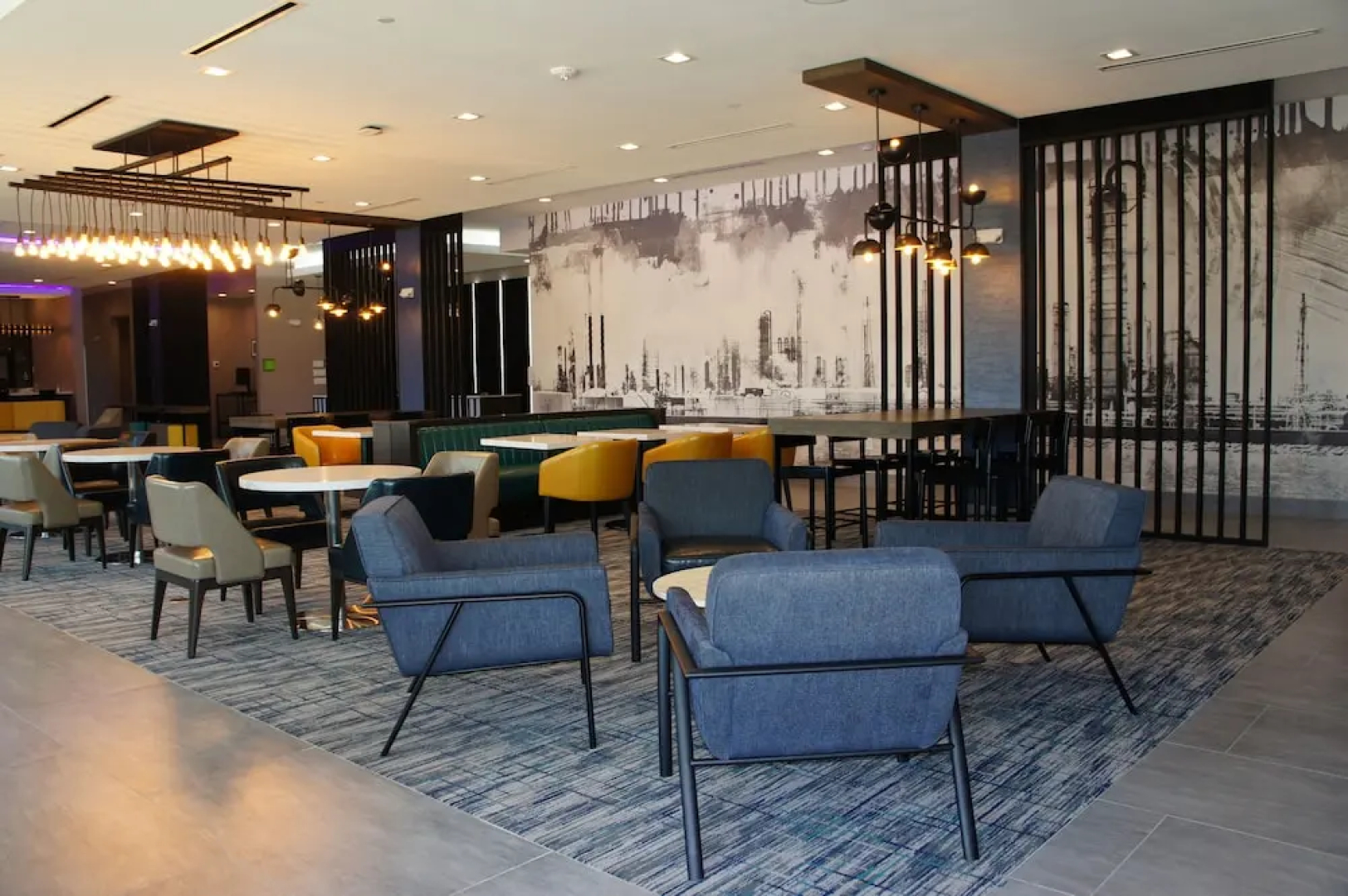 La Quinta Inn & Suites by Wyndham Texas City 45