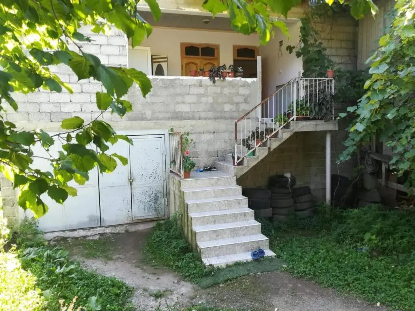 Txilaziri Guest House