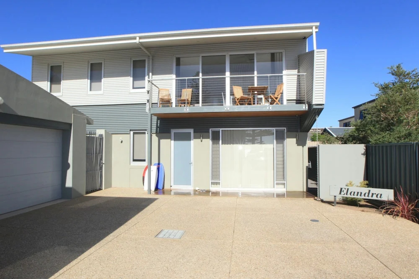 Elandra Holiday Home