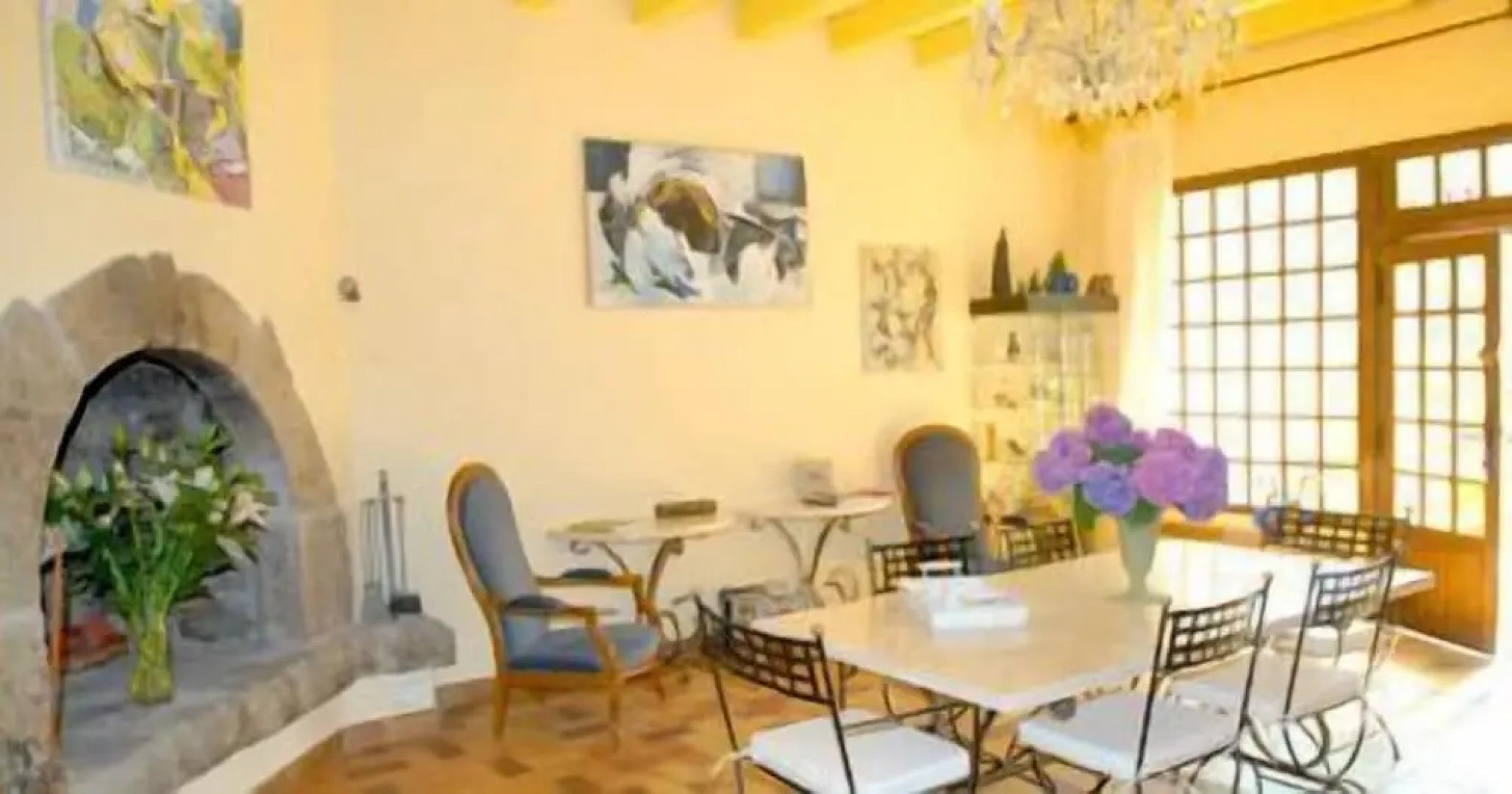 Villa Aimee Luxury Apartments With Heated Pool