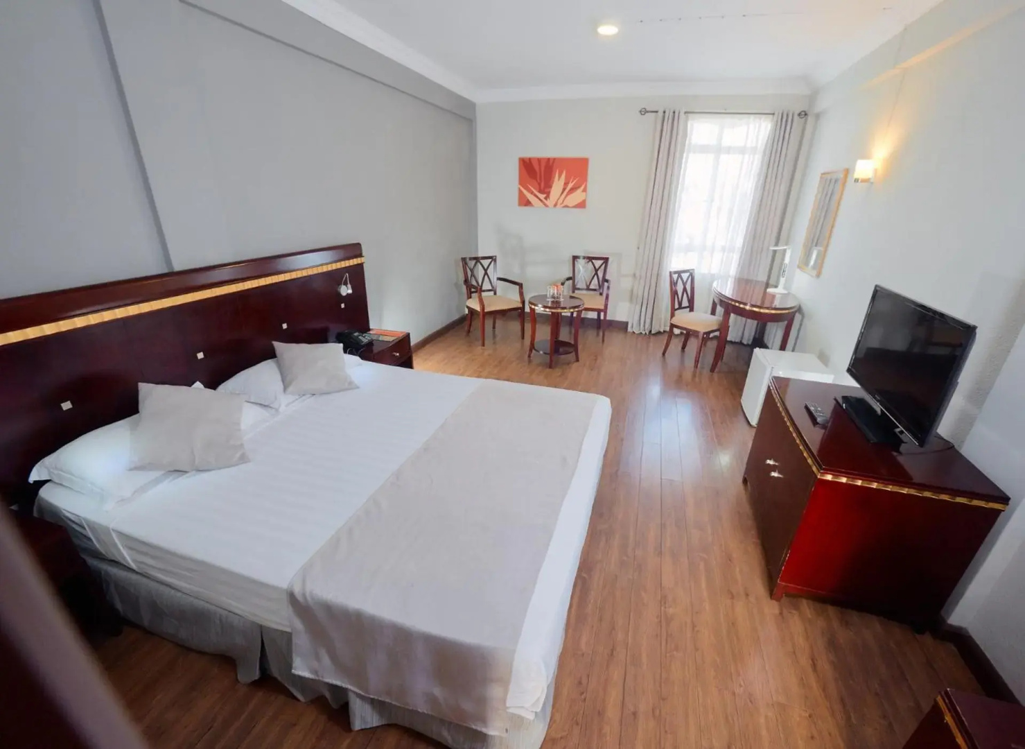 Gold Crest Hotel