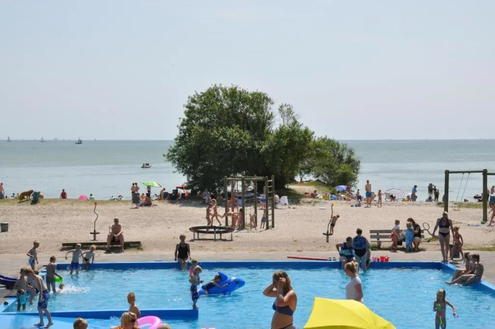 Luxe Safaritent 6 persoons op Camping Rijsterbos