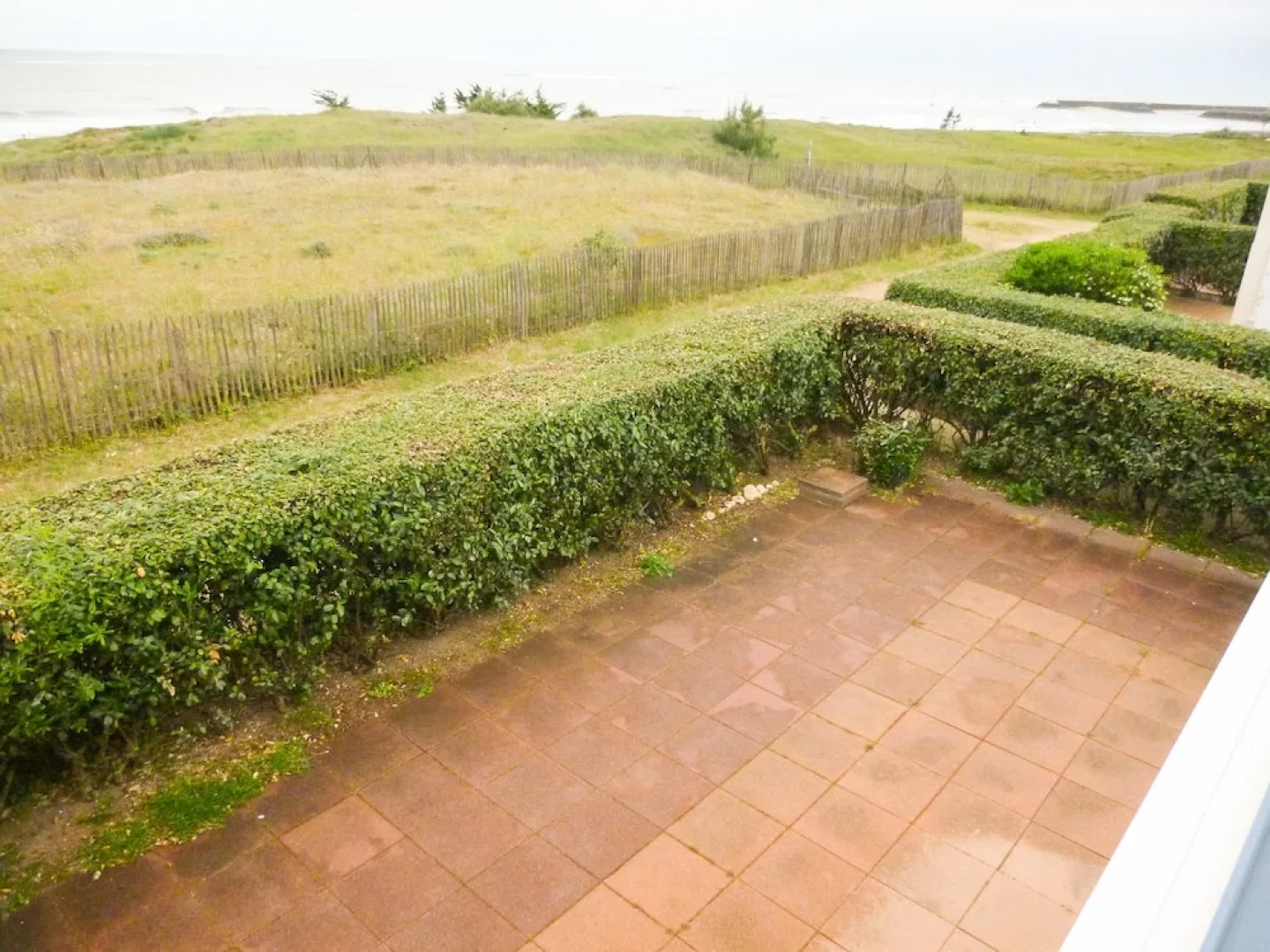 Maison grand jardin et vue sur mer