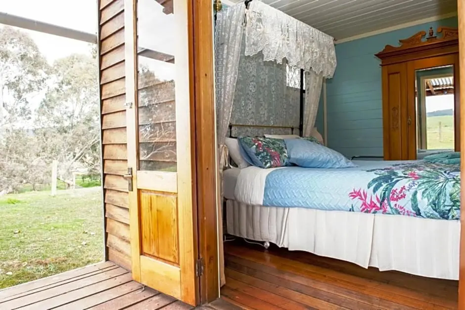 Colby Cottages, Wooragee near Beechworth