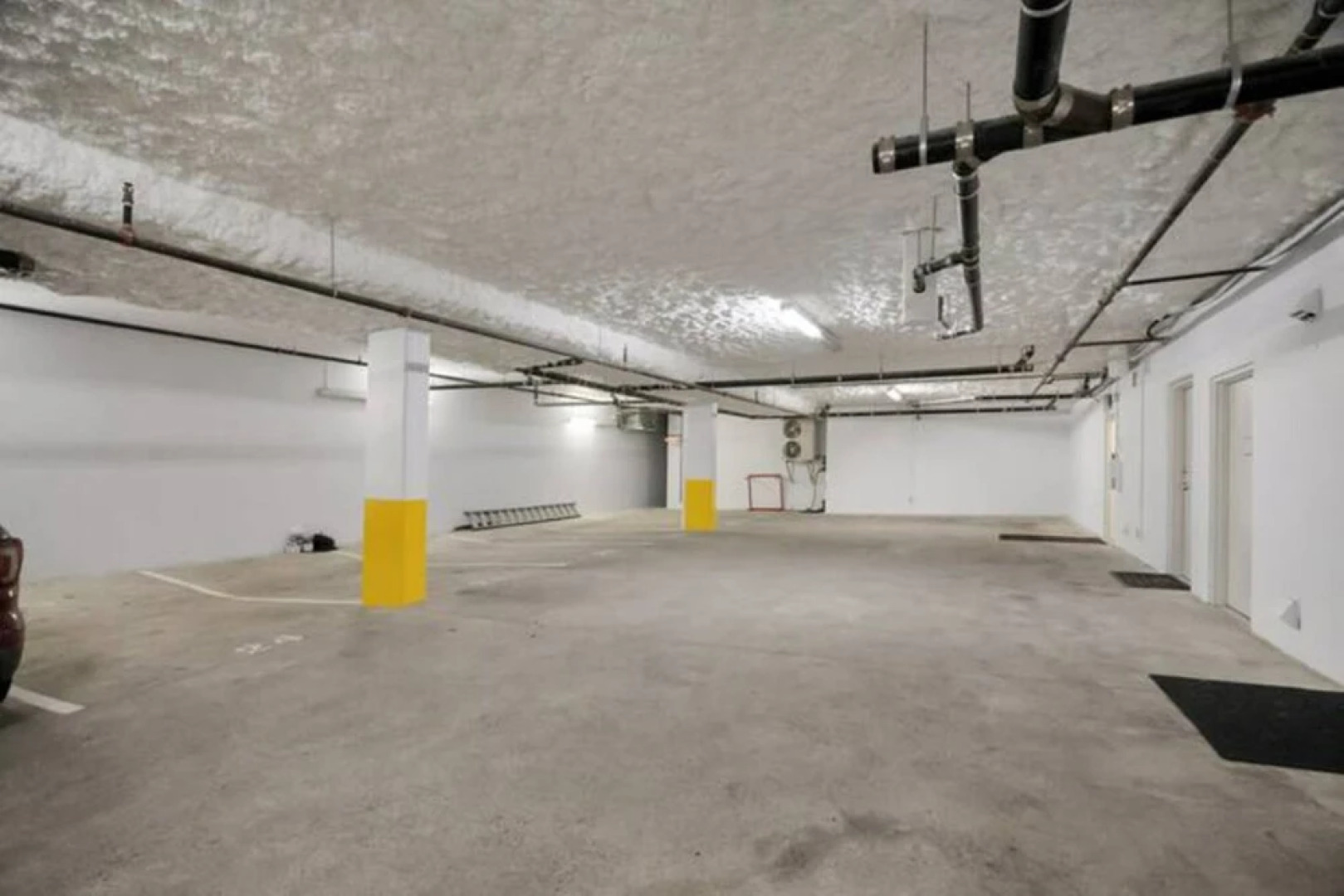 Harrison Lake Pets Welcome 3BR Suite