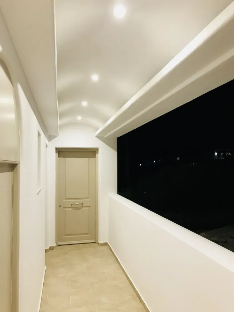 Theasis Luxury Suites