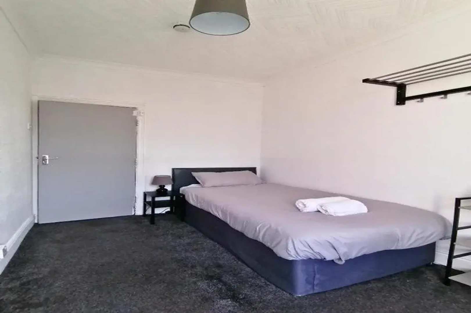 OYO Hotel 33