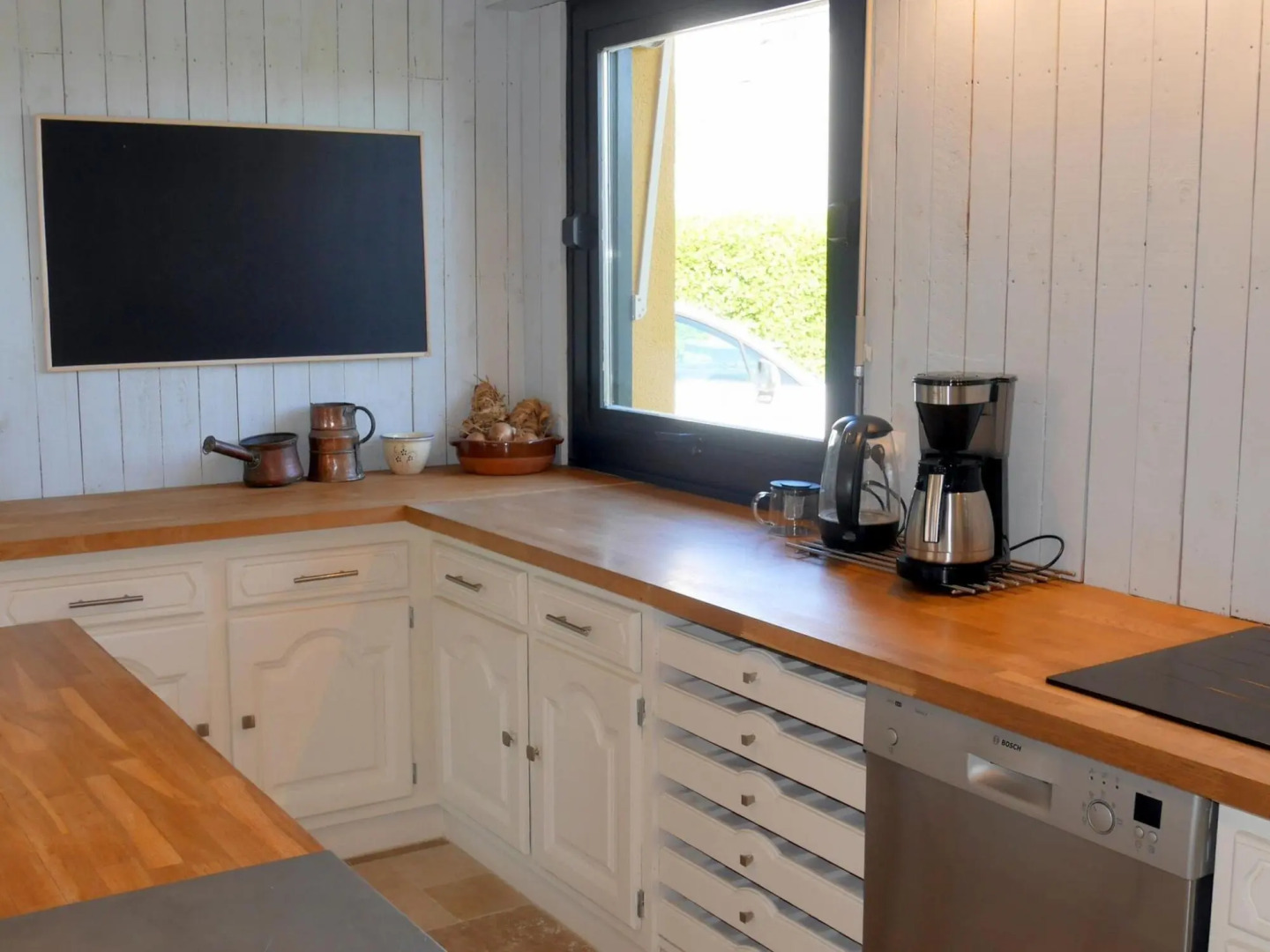 Holiday Home With Jacuzzi, Guisseny