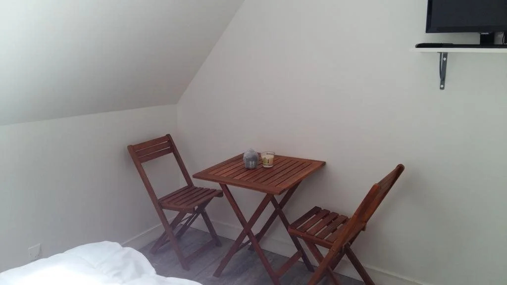 Felicidade Hostel