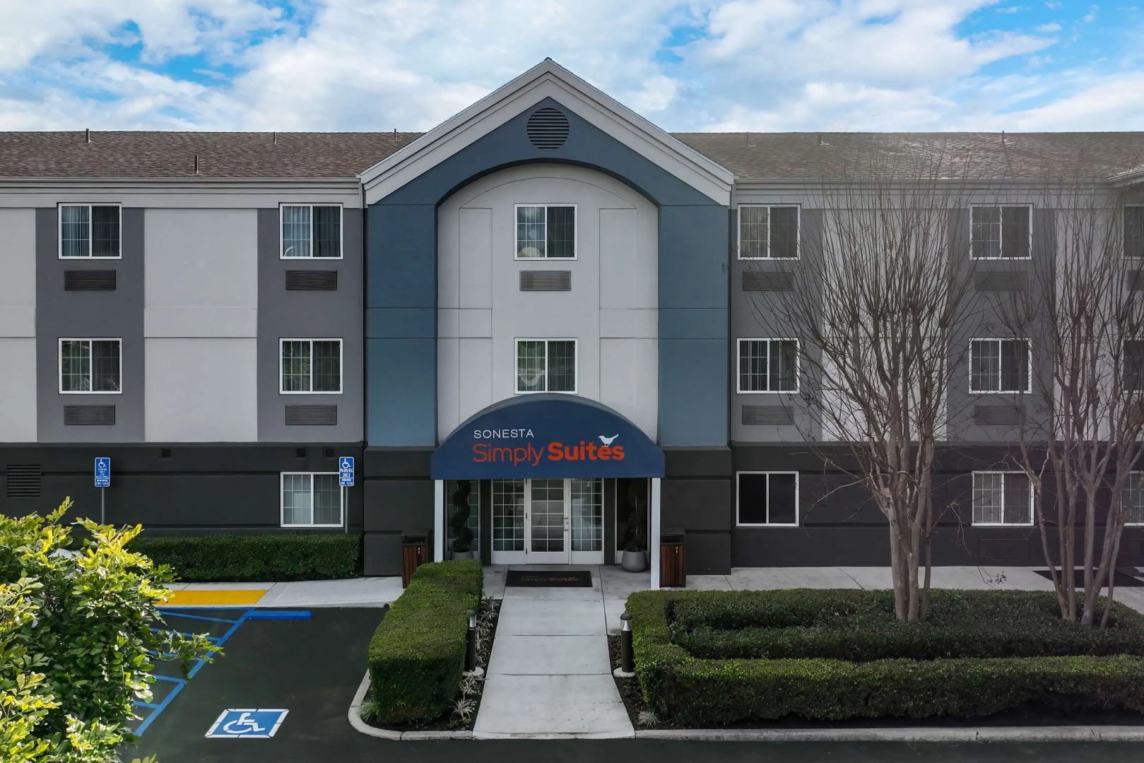 Sonesta Simply Suites Irvine East Foothill
