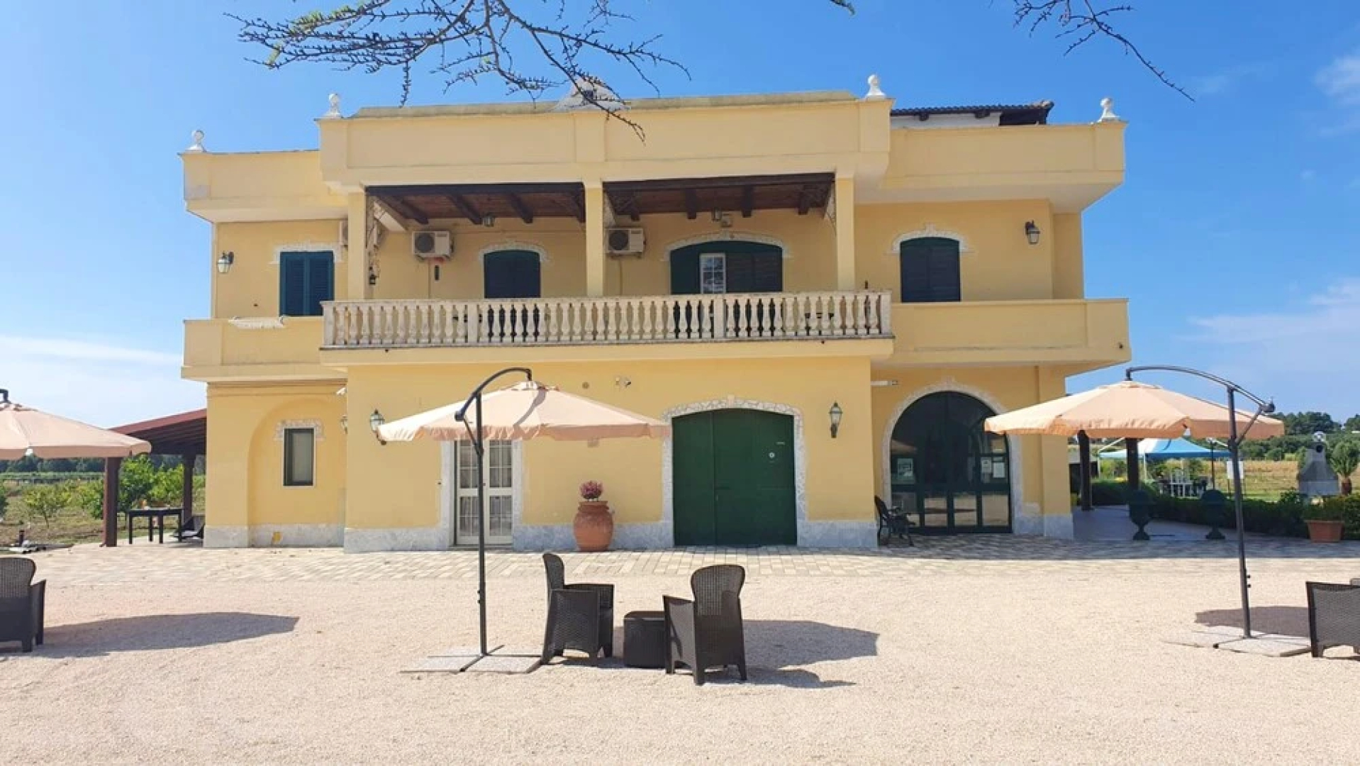 Bungalow With one Bedroom in Lizzano, With Shared Pool and Wifi Near the Beach