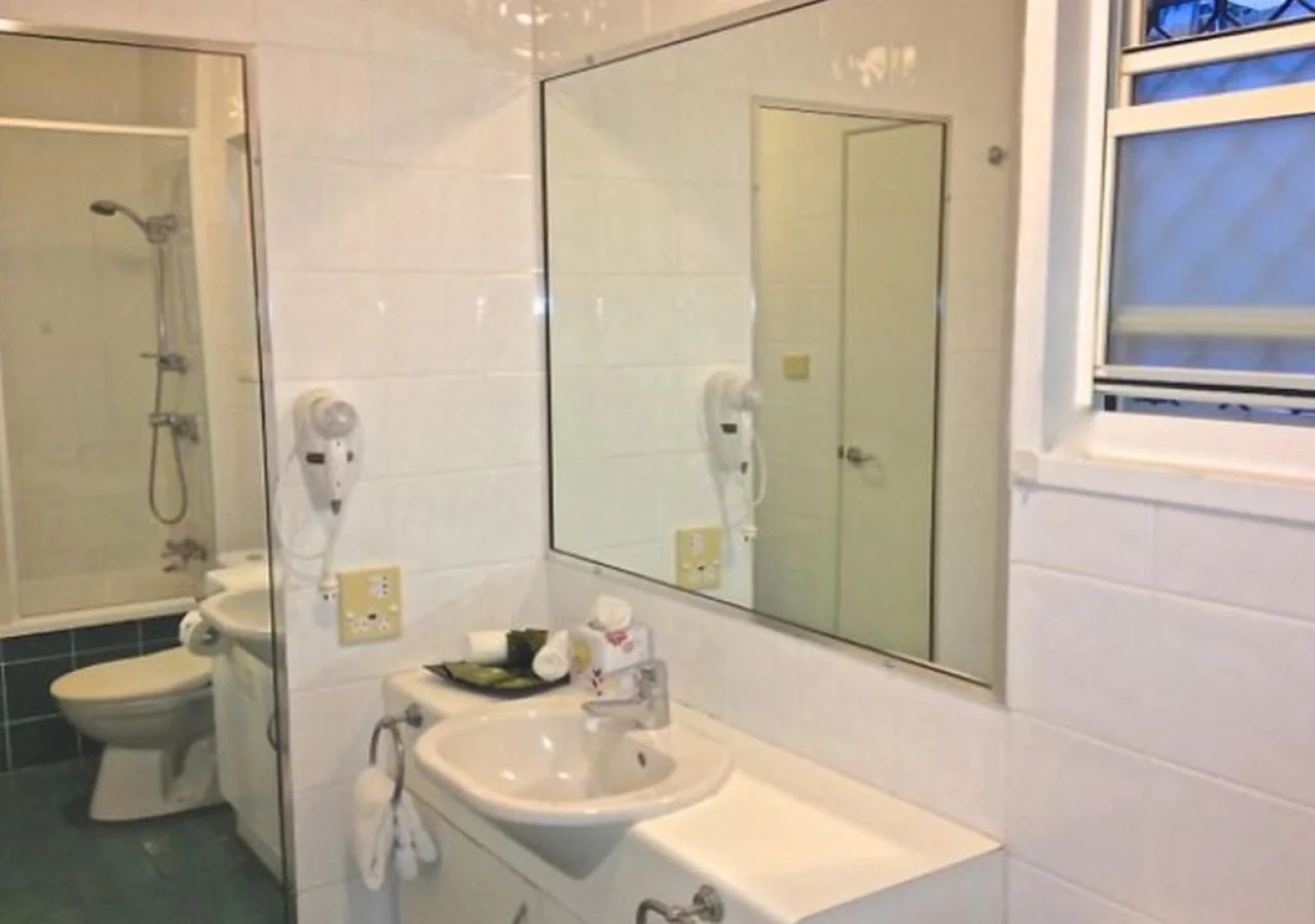 Port Douglas Apartments - Adults Only Oasis