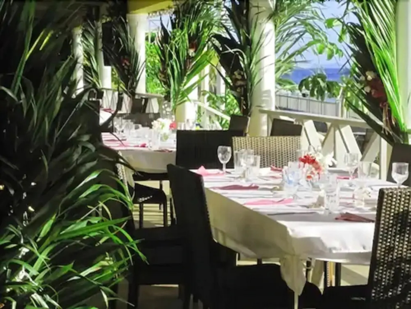 Paradise Beach Hotel