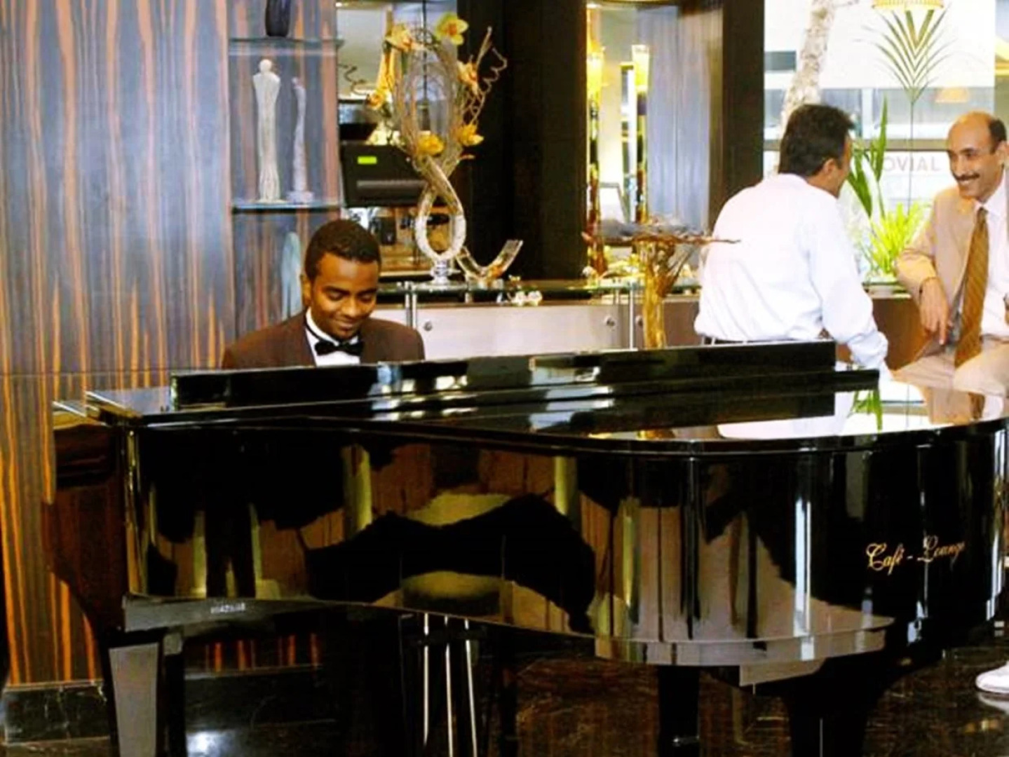 Le Royal Tower Hotel