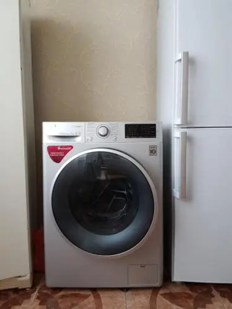 Dom U Naberezhnoy Hostel