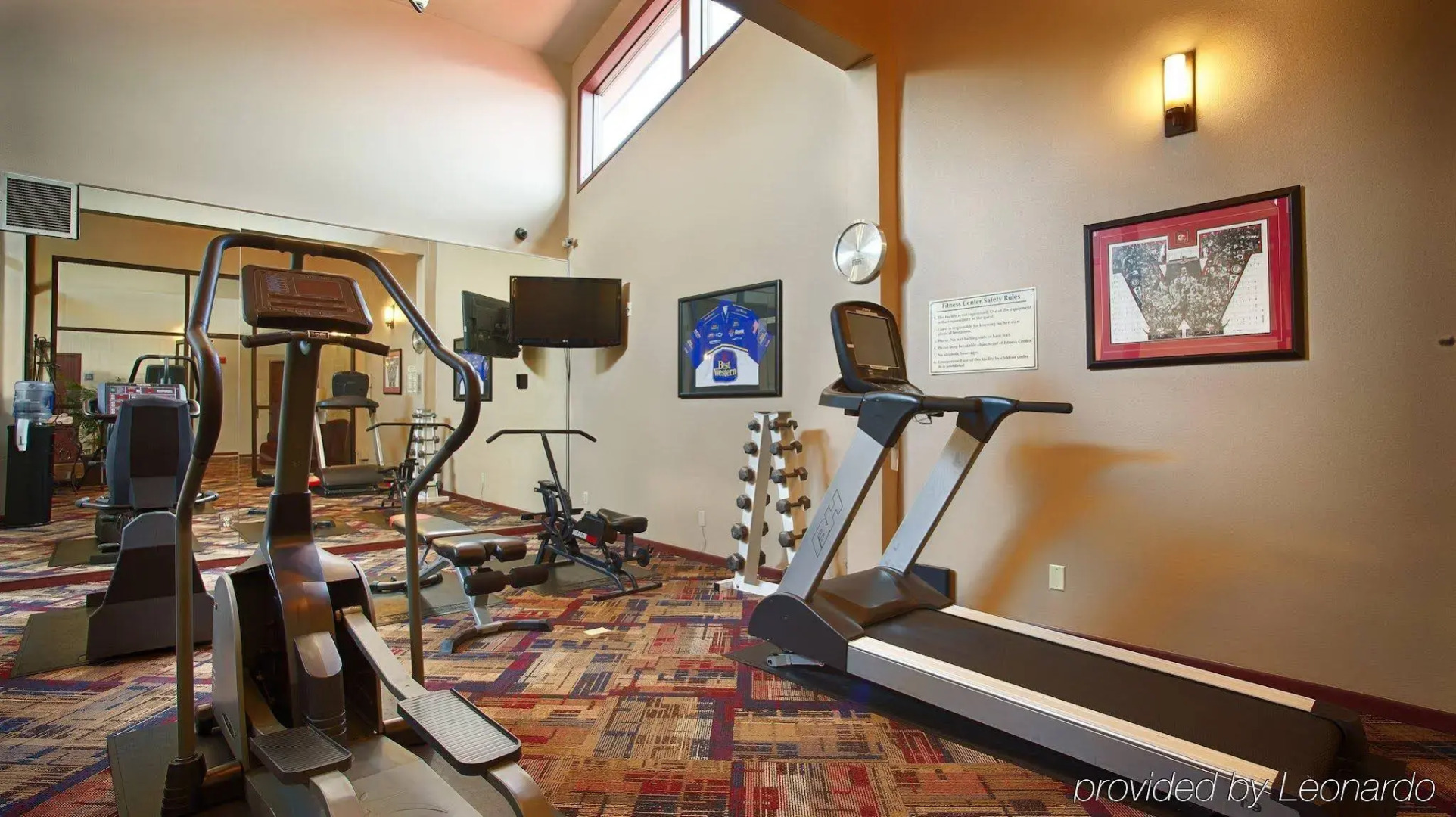 Best Western West Towne Suites