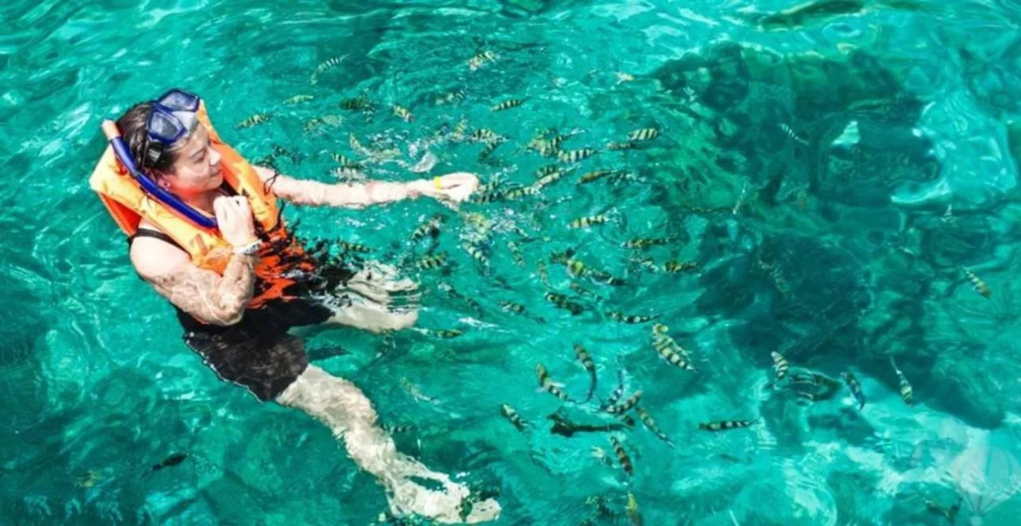 Roshanne Beach Resort