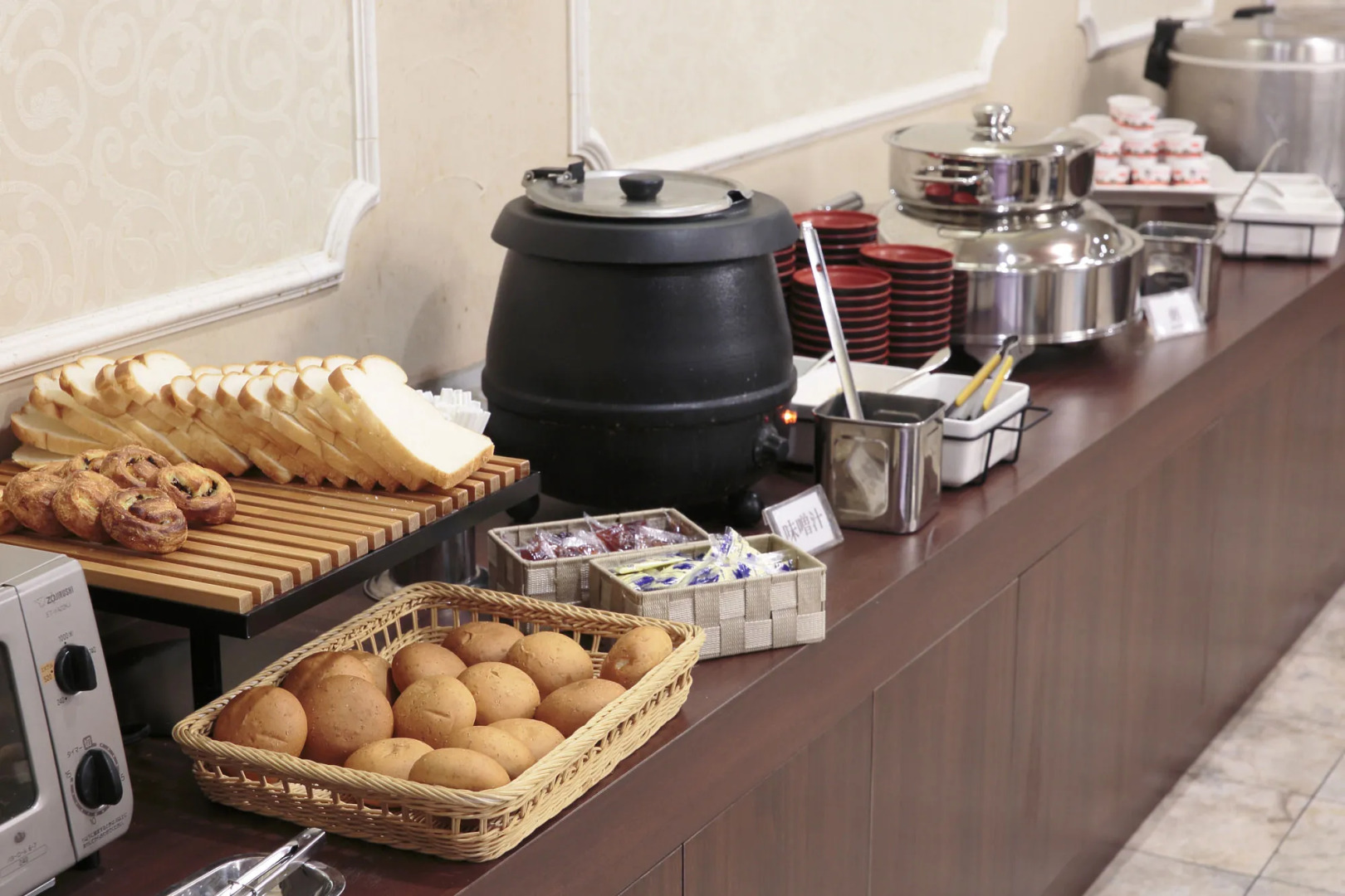 Spring Sunny Hotel Nagoya Tokoname Station